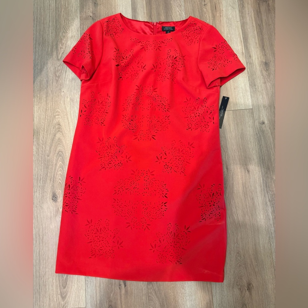 Tahari NWT Red Overlay Sheath Dress Lace Front Zipper Mini Eyelet Sz 12